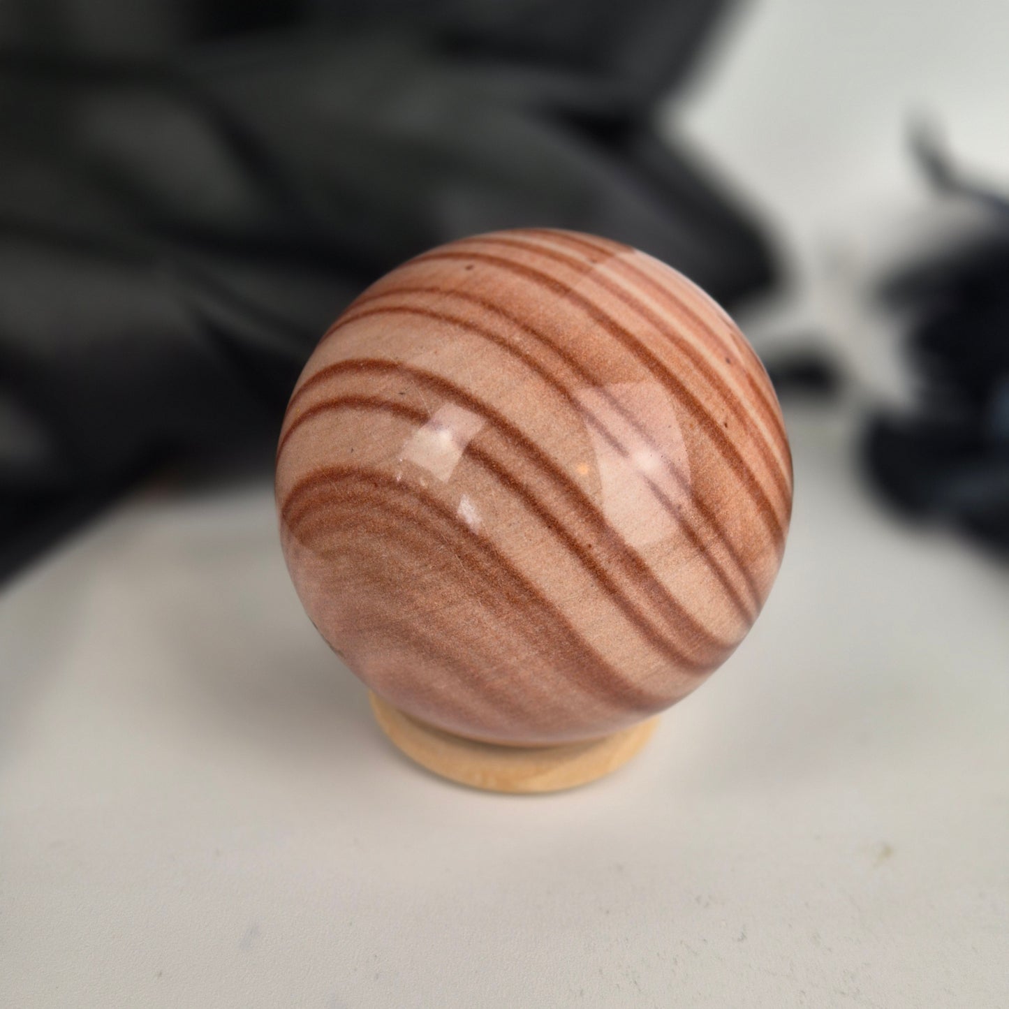Serpeggiante sphere 1 (Sand jasper)
