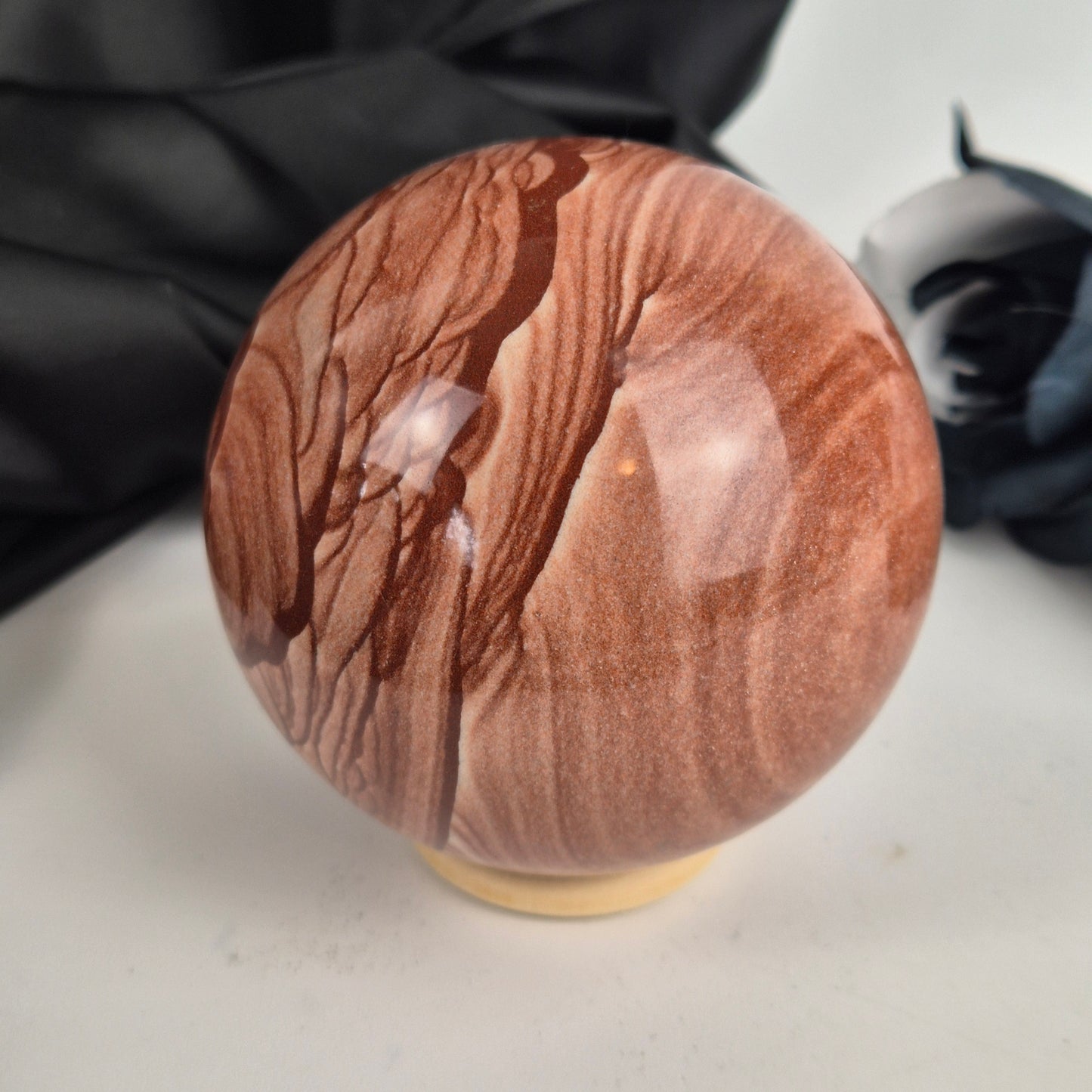 Serpeggiante sphere 2 (Sand jasper)
