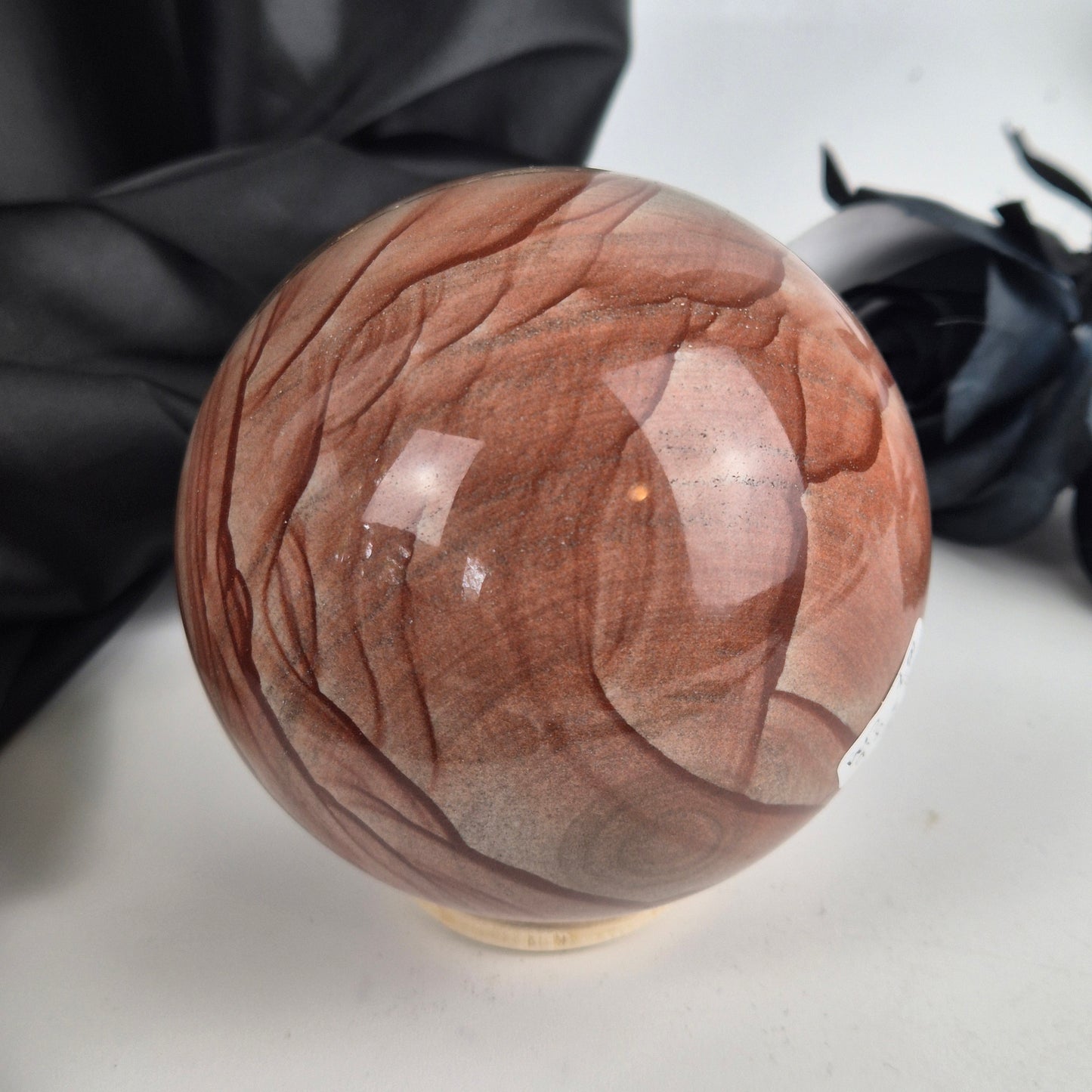 Serpeggiante sphere 3 (Sand jasper)