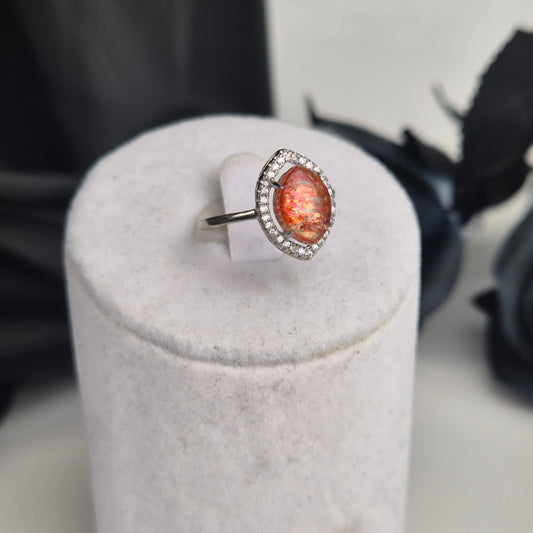 Sunstone ring eye 1