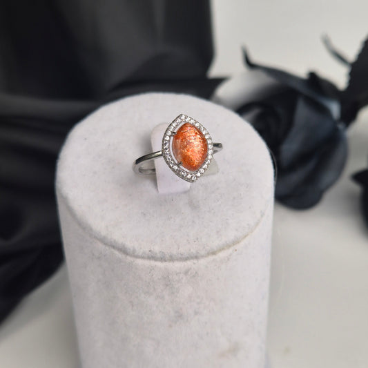 Sunstone ring eye 2