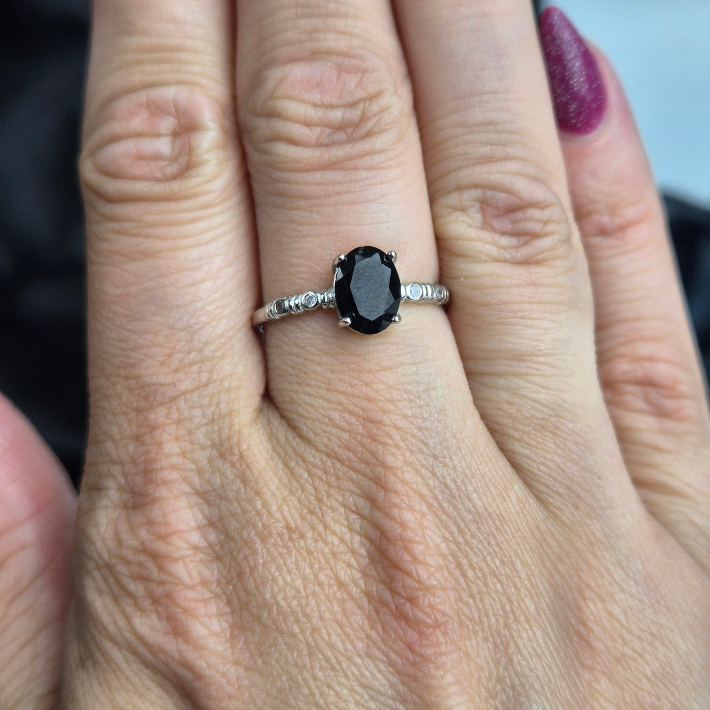 Black spinel oval ring 3