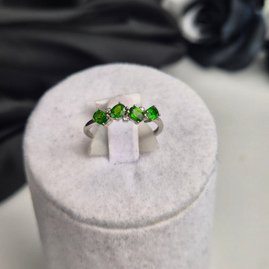 Diopside ring silver