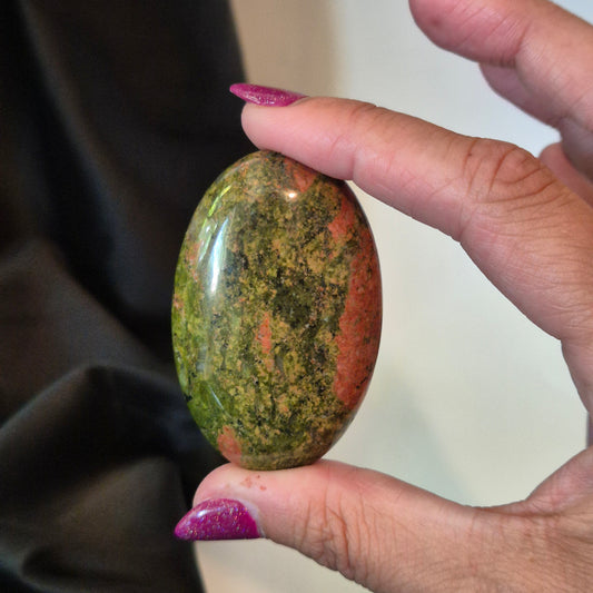 Unakite palmstone 77