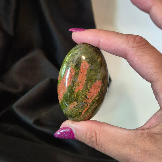 Unakite palmstone 83