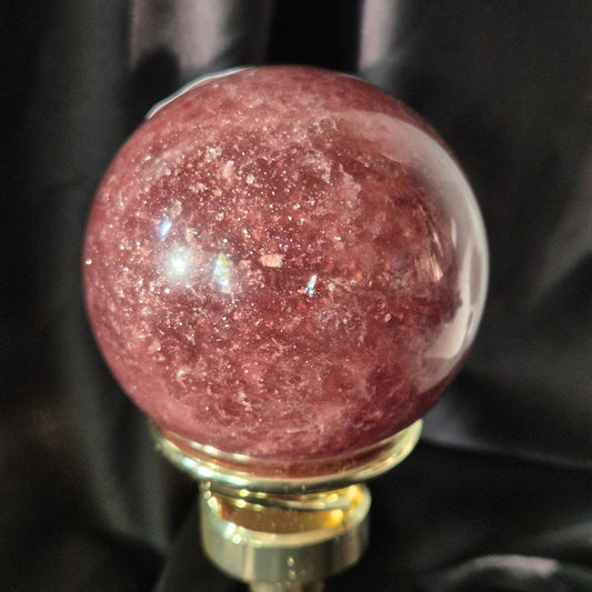 Tanzanian red aventurine sphere 14
