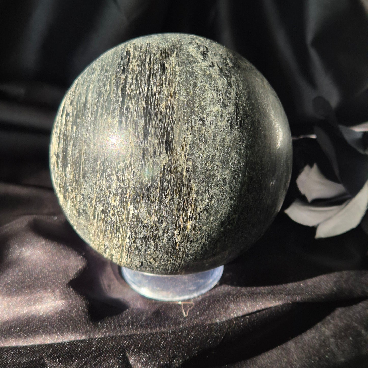Black mica sphere 4