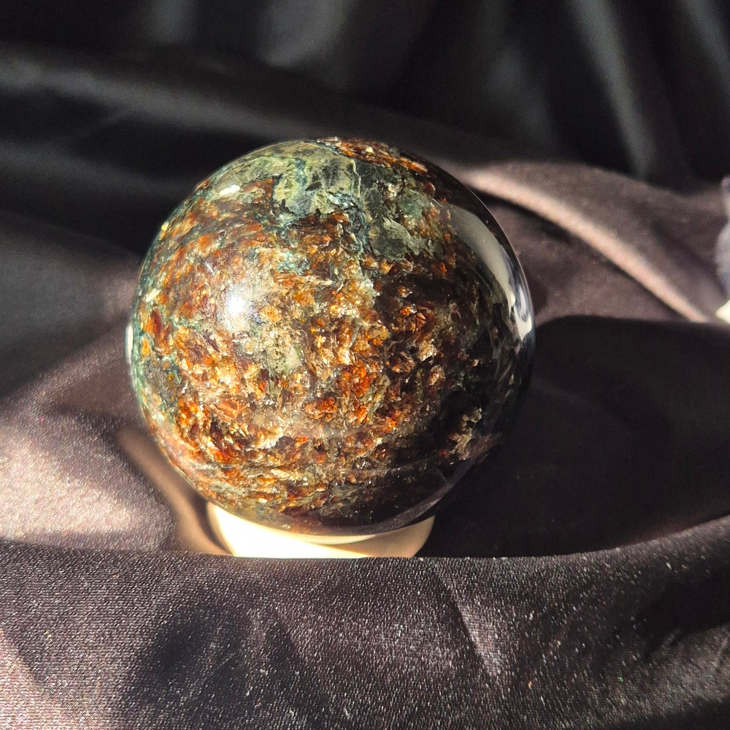 Phlogopite (brown mica) sphere 3