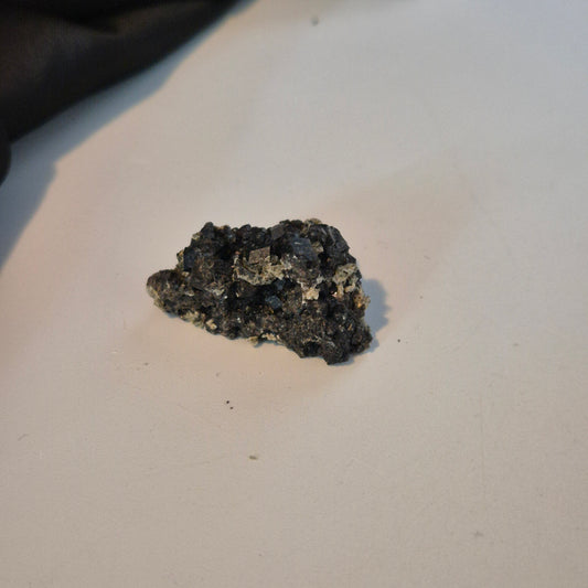 Melanite garnet 18
