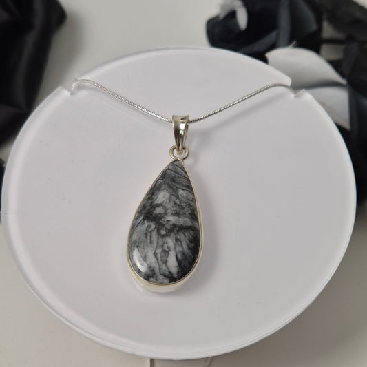 Pinolite necklace 2
