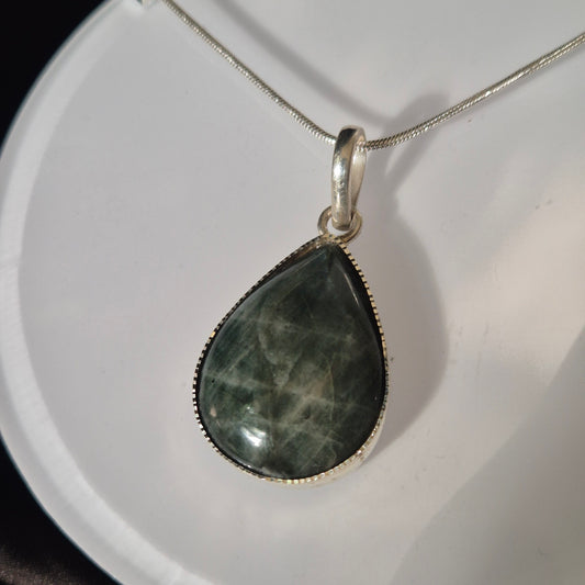 Polarity moonstone necklace 3