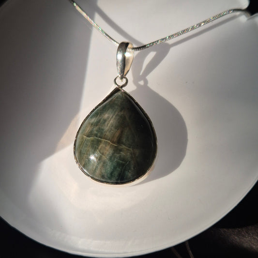 Polarity moonstone necklace 4