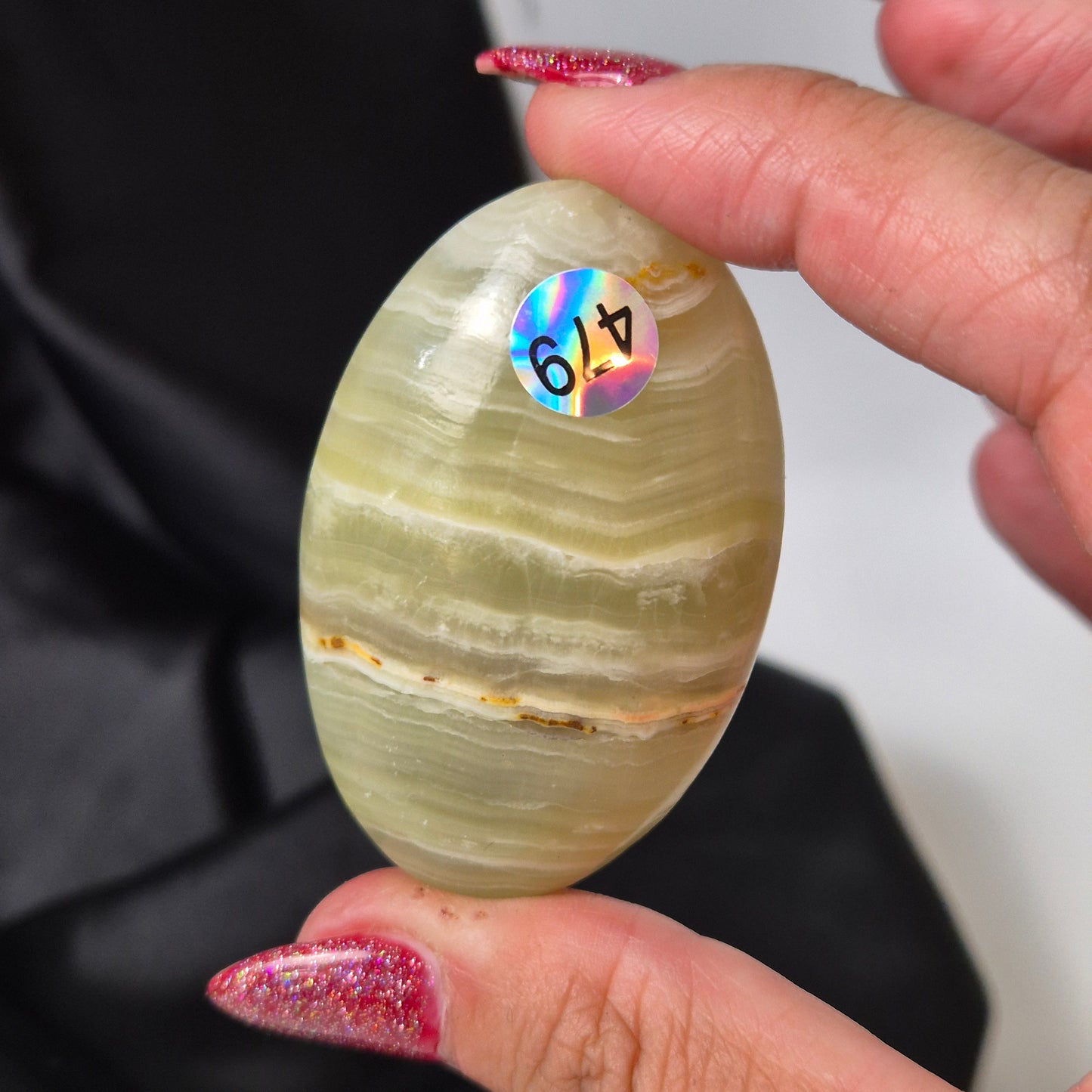 Green onyx palmstone 479