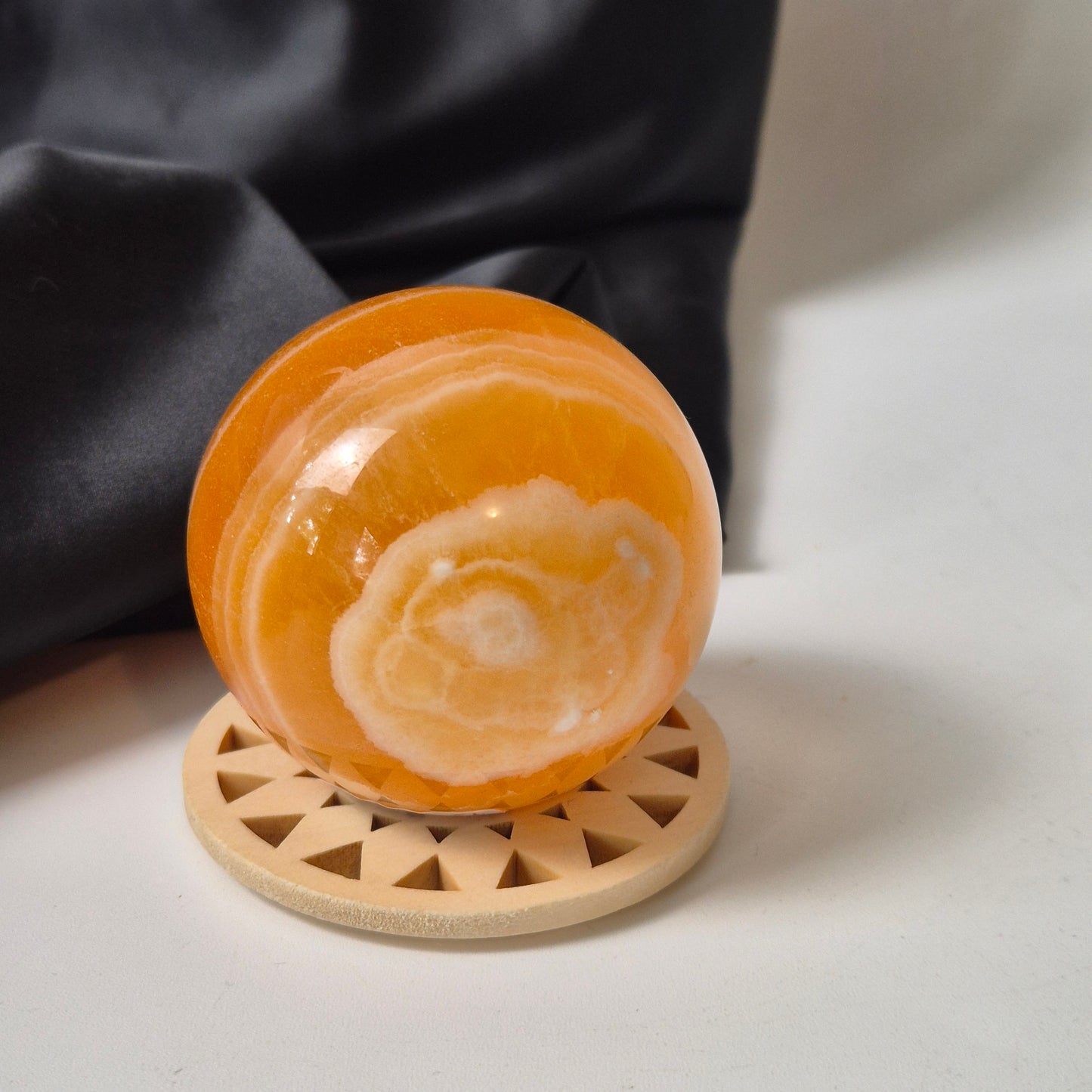 Yellow calcite sphere 1