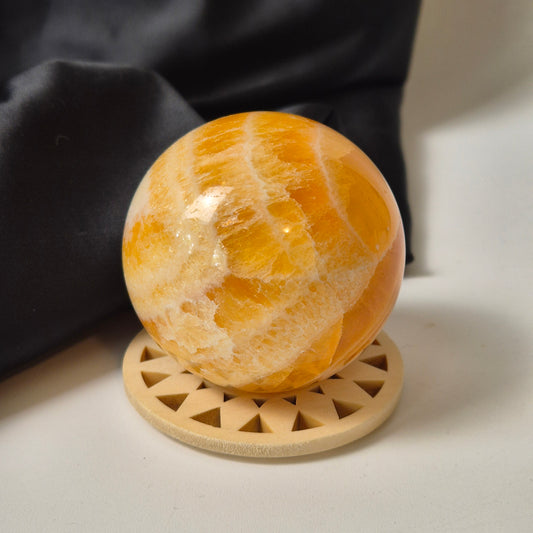 Yellow calcite sphere 3