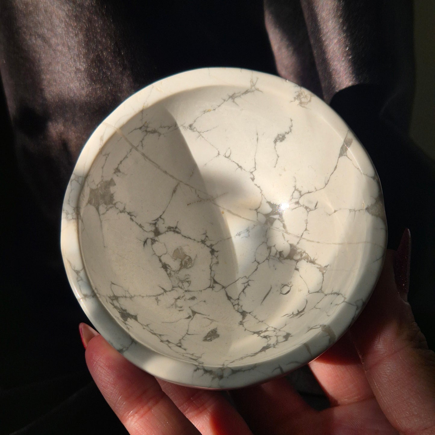 Howlite bowl 458