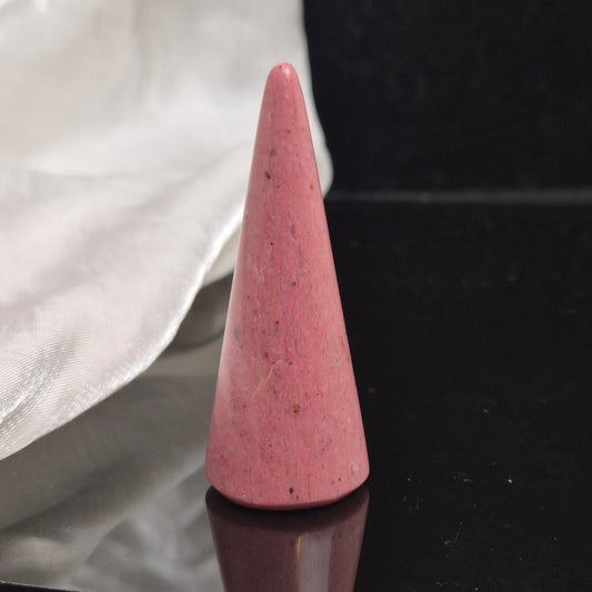 pink petrified wood ringholder 628