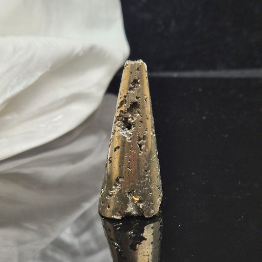 pyrite ringholder 649
