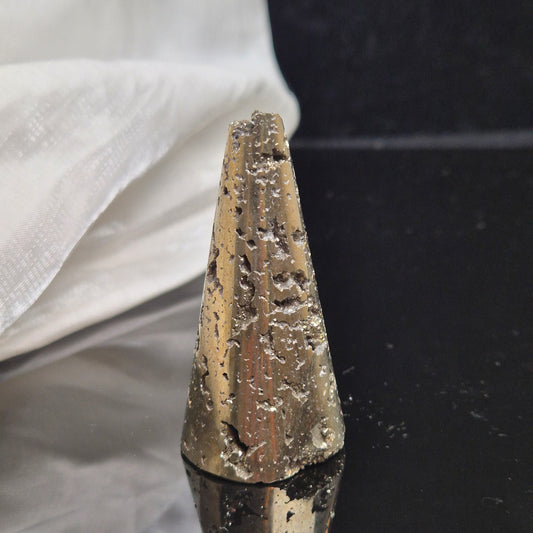 pyrite ringholder 650