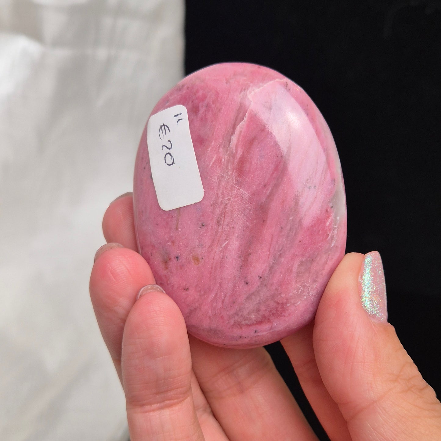 Bubblegum pink rhodonite palmstone 11 (peru)