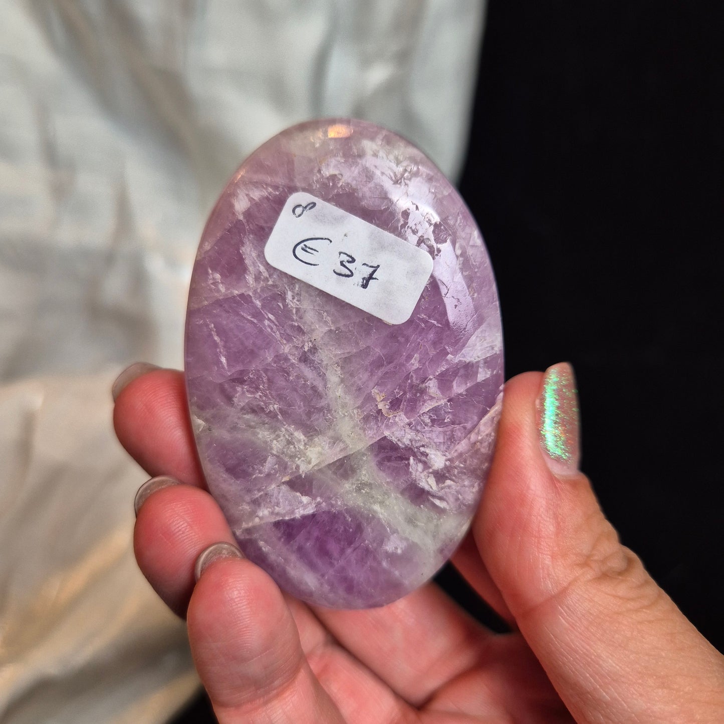 Kunzite palmstone 8