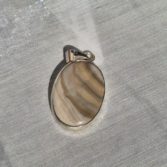 Polish flint necklace 4 (Poland)