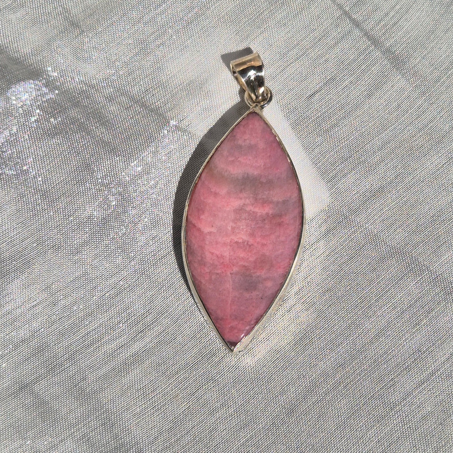 Bubblegum pink Rhodonite necklace 3 (Peru)