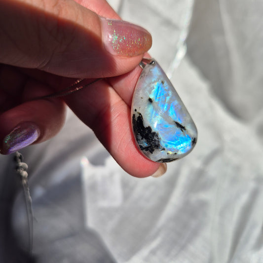 Rainbow  moonstone necklace 5