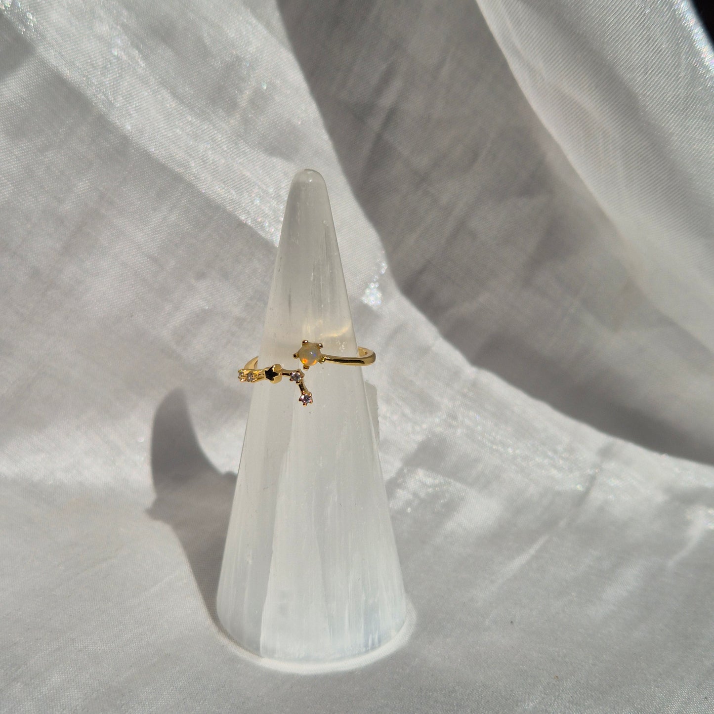 Opal ring Cancer