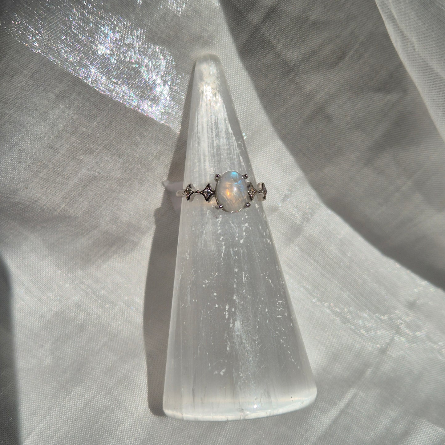 moonstone ring small 1