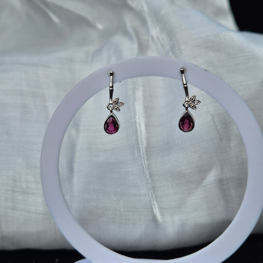 Garnet earring 2