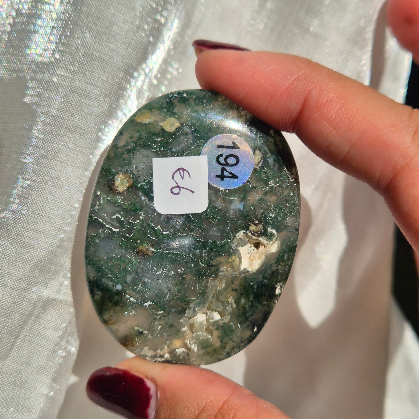 Moss agate flat palm 194