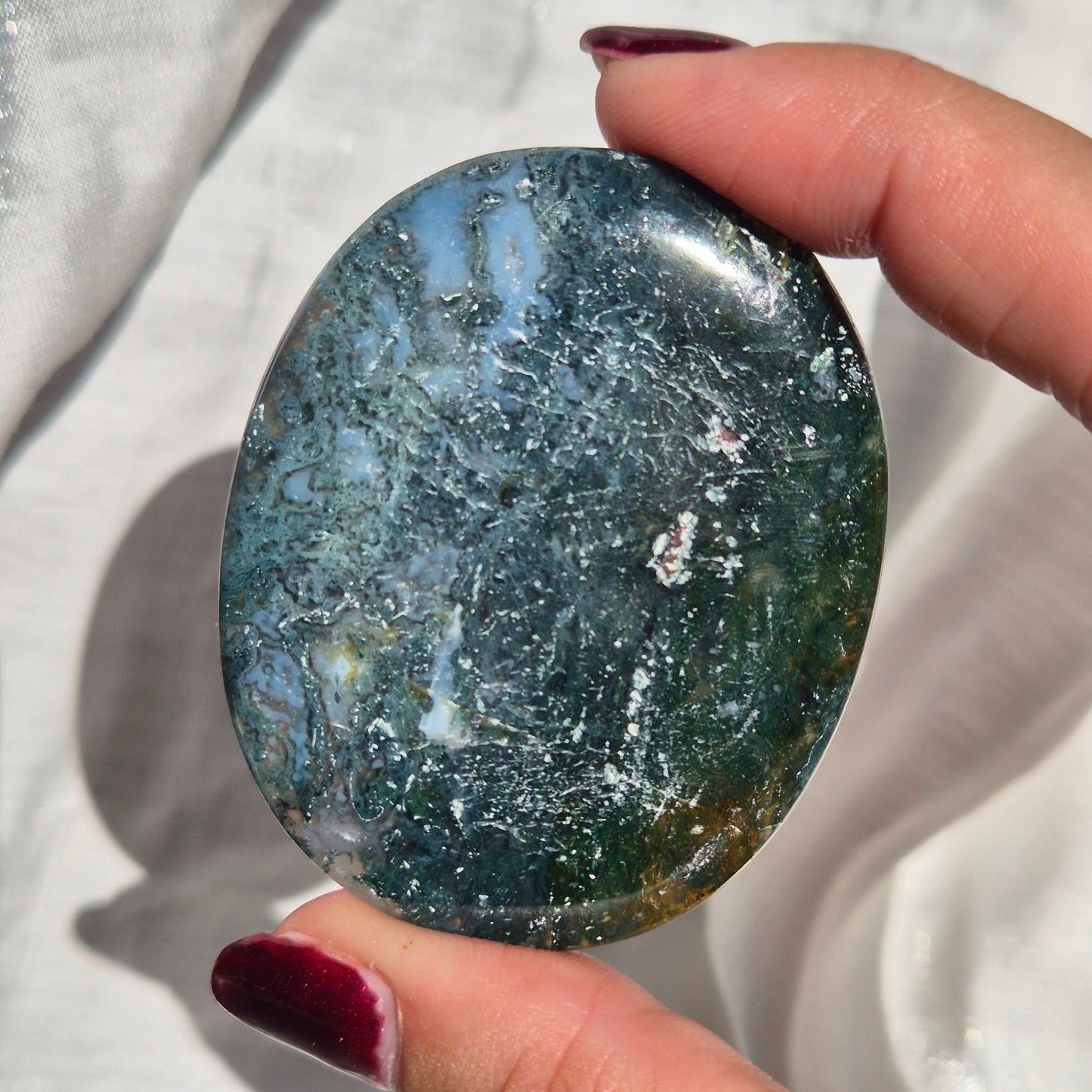 Moss agate flat palm 205