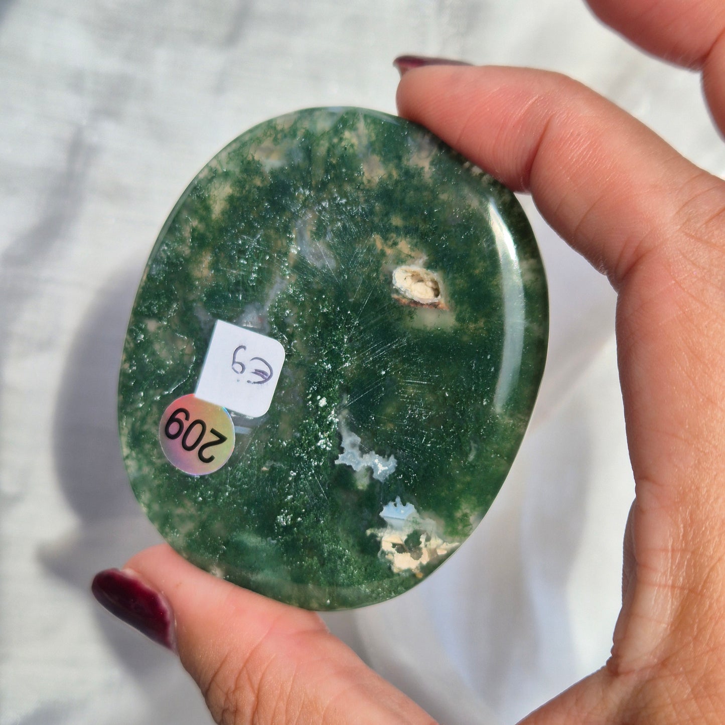 Moss agate flat palm 209