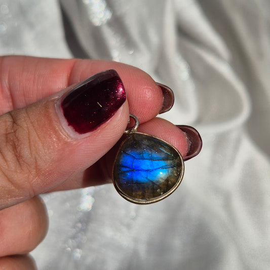 Labradorite necklace
