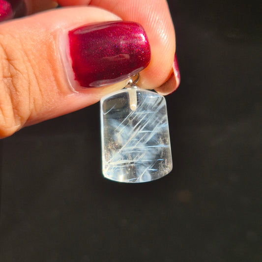 Blue needle quarts necklace silver