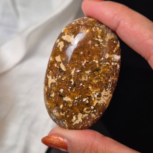 Boram agate palmstone 25 (Indonesia)