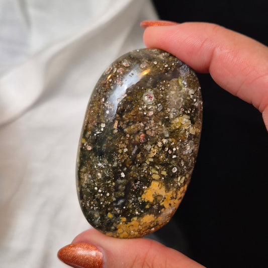 Boram agate palmstone 31 (Indonesia)