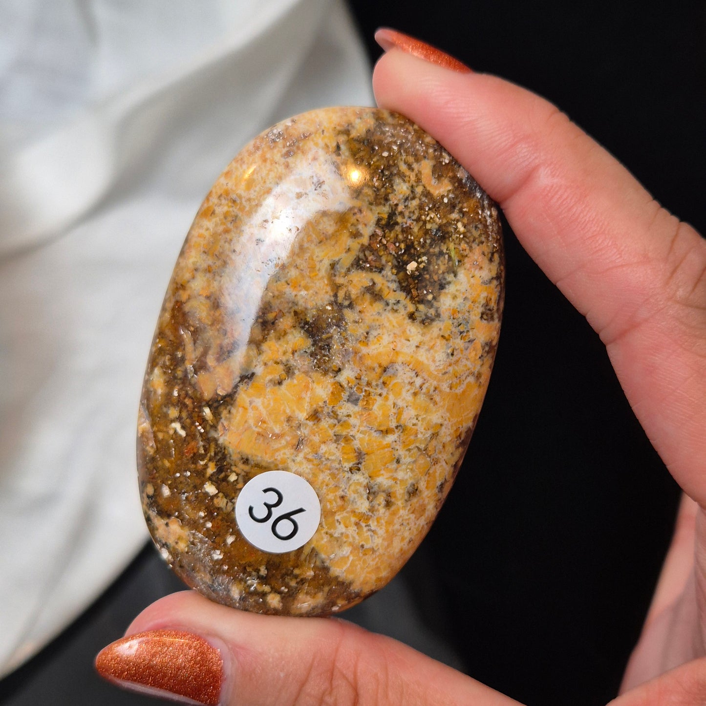 Boram agate palmstone 36 (Indonesia)