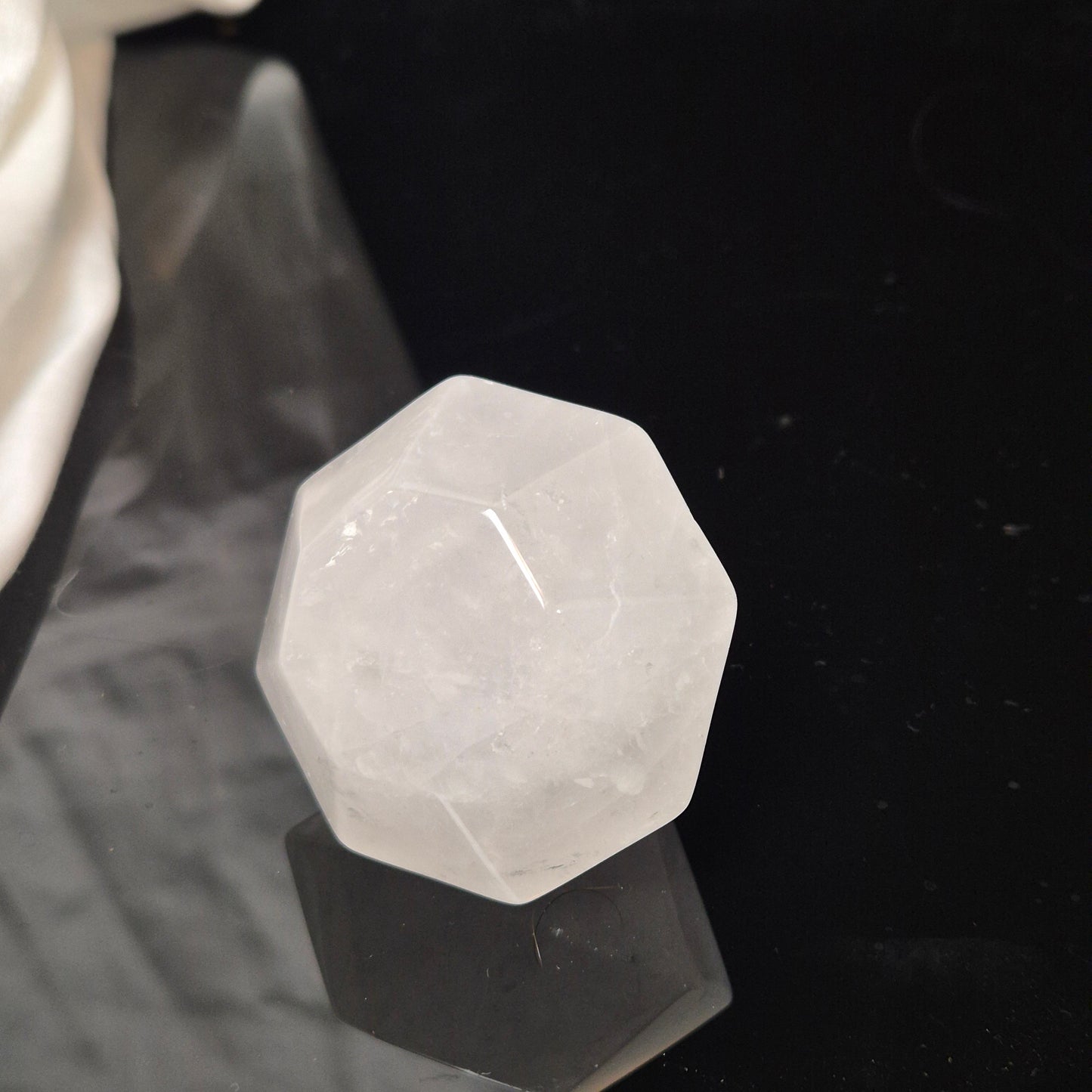 Clear quarts diamond 11