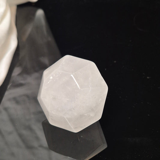 Clear quarts diamond 11