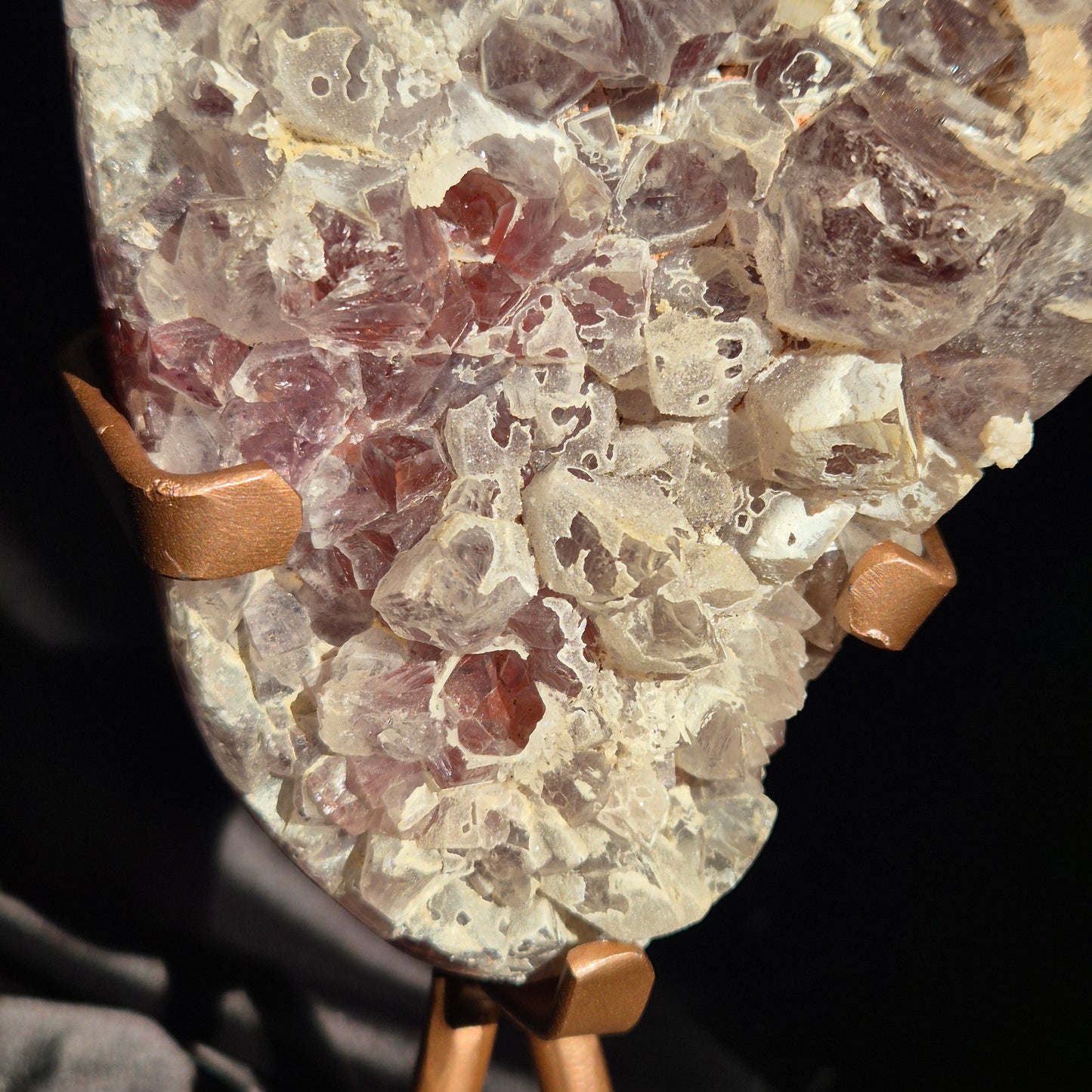 "Pink amethist" on stand