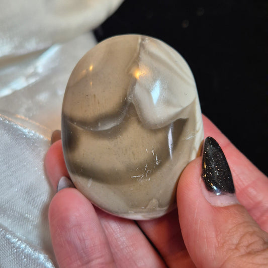 Polish flint palmstone 3