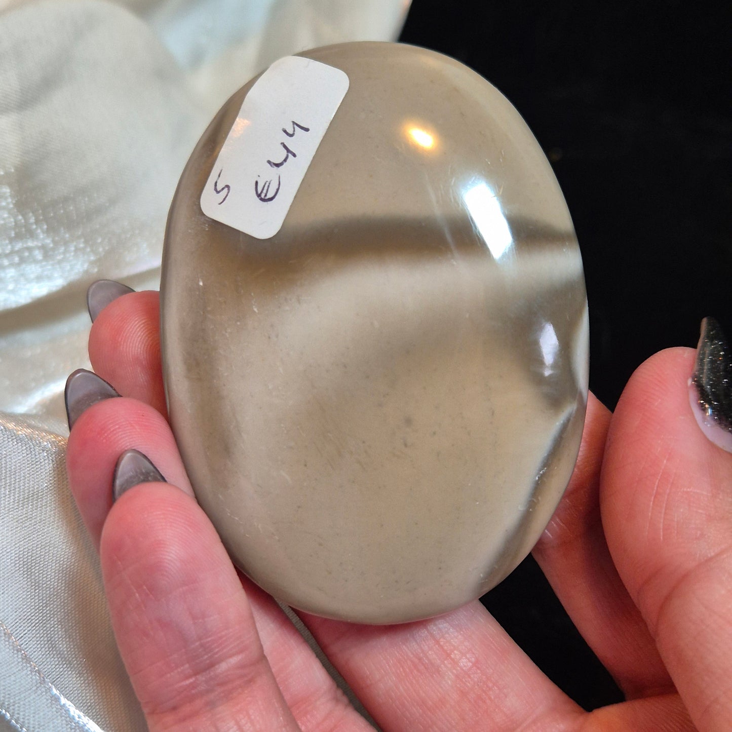 Polish flint palmstone 5