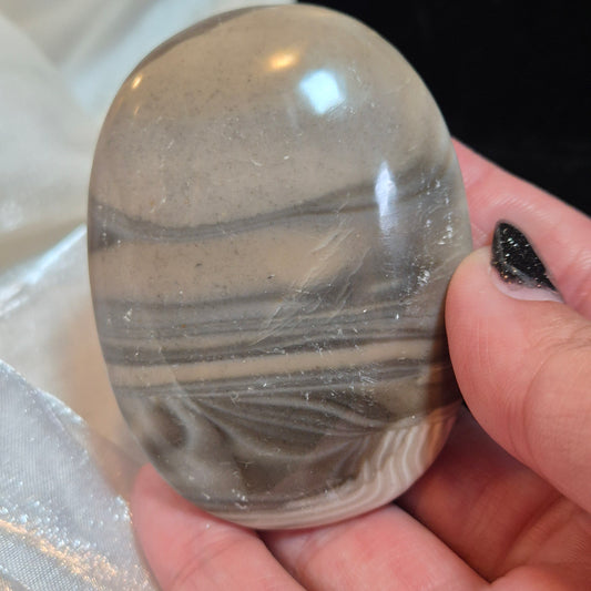 Polish flint palmstone 7