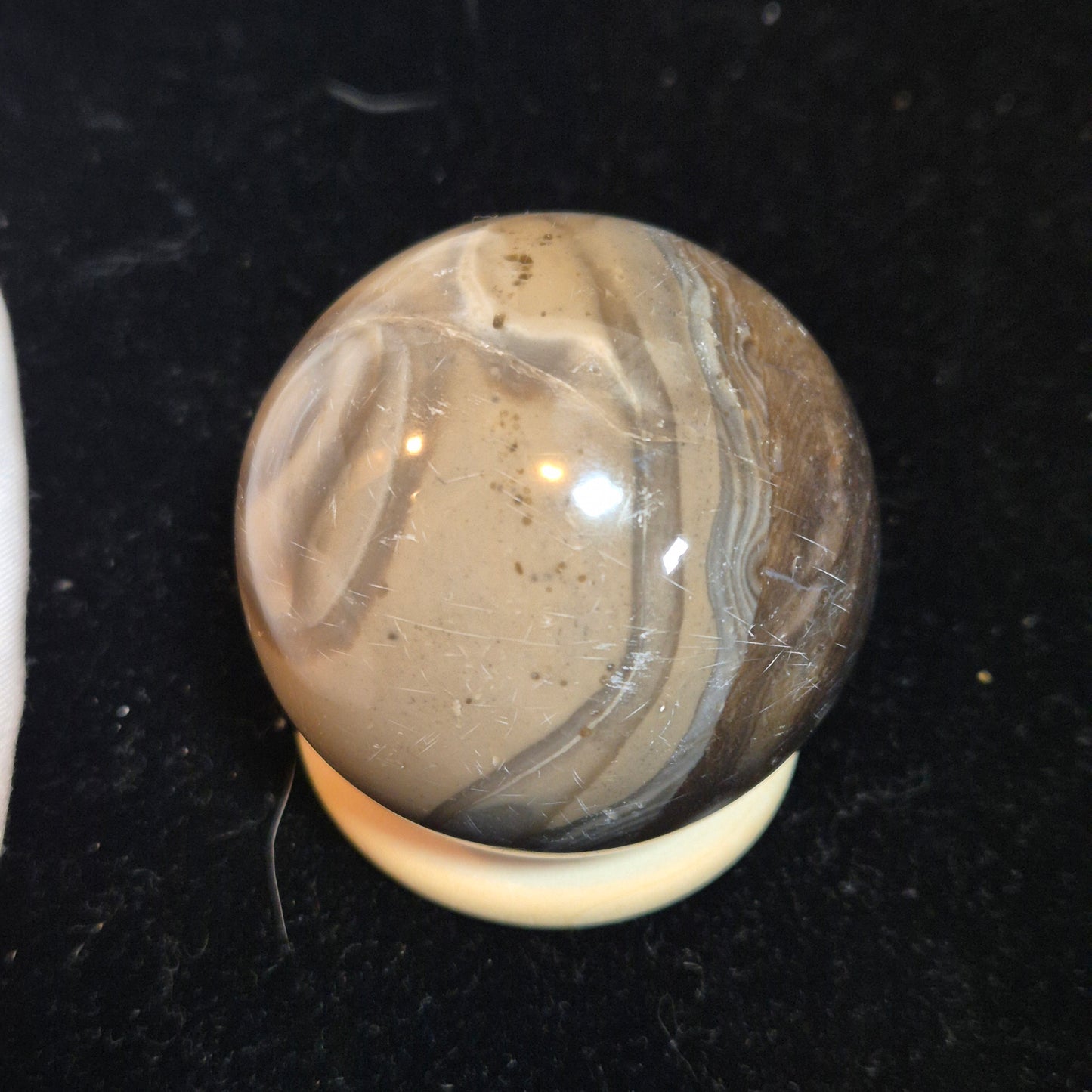 Polish flint sphere 7