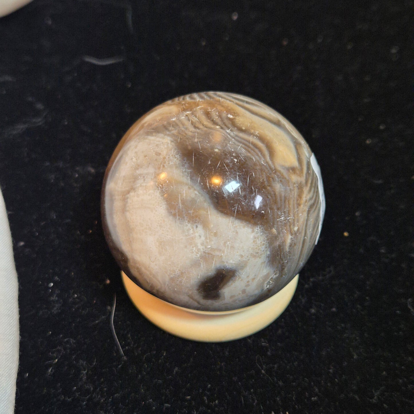 Polish flint sphere 7