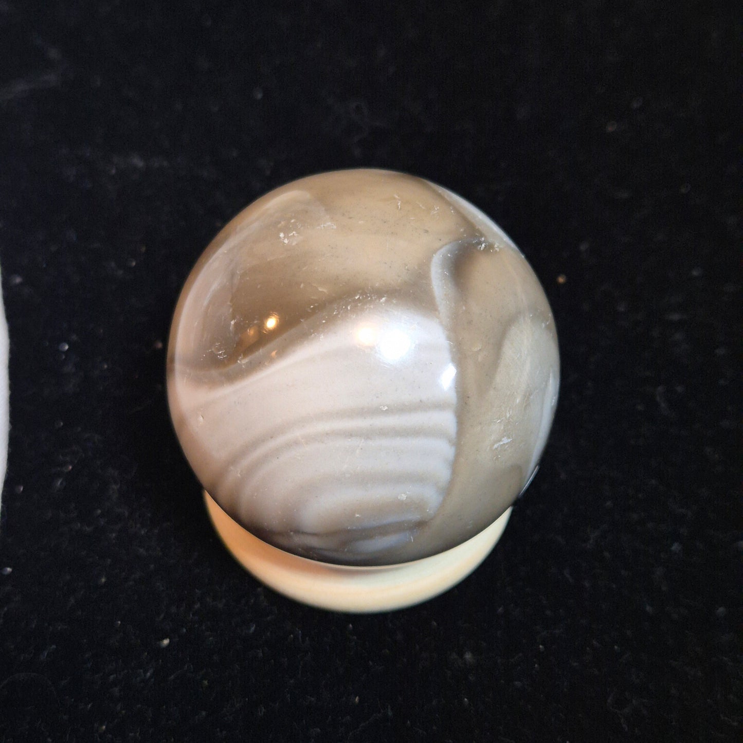 Polish flint sphere 8