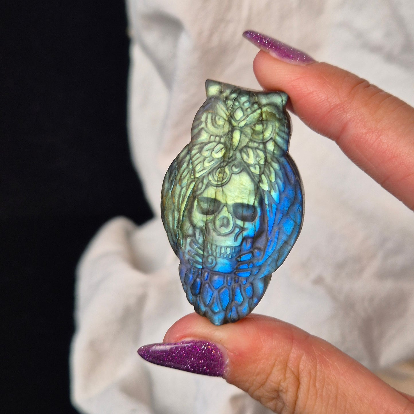 Labradorite skull with owl 5