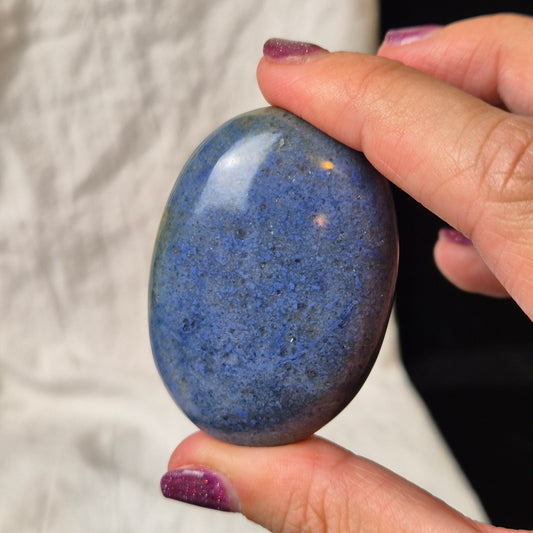 Dumortirite palmstone 5